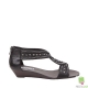 Sandale din piele cu platforma joasa, accesorizate cu tinte metalice