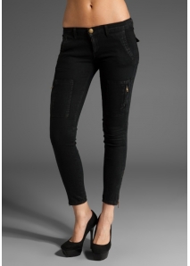 Pantaloni ultra skinny cu buzunare cargo si aspect de piele