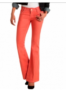Blugi slim bootcut colorati, cu logo reliefat brodat pe buzunare