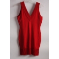Rochie bandage cu decupaj adanc in V la spate si pliseuri