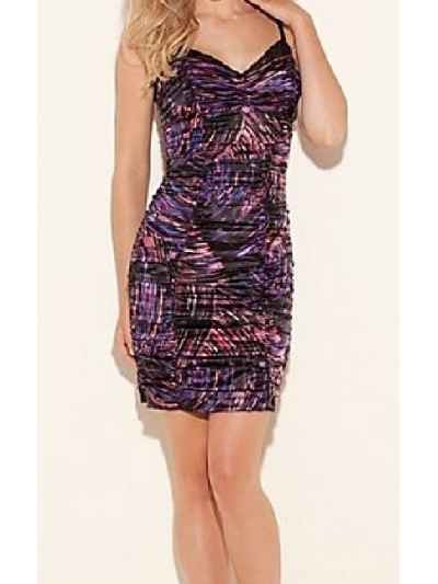 Rochie bodycon cu corsaj push-up cu dantela si print abstract
