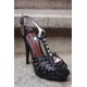 Sandale din piele cu platforma, T-strap cu tinte si cristale