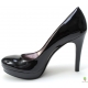 Pantofi pumps din piele lacuita, cu bot rotund