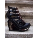 Botine din piele cu platforma sculpturala cu aplicatie metalica