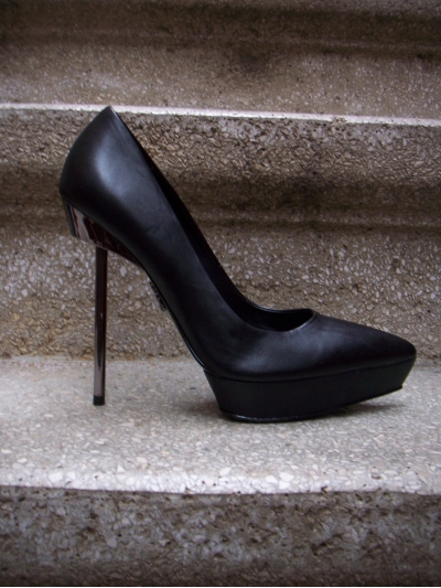 Pantofi pumps din piele, cu bot ascutit, toc metalic si platforma