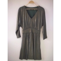 Rochie imprimata cu efect "metal lichid", cu maneci kimono si croi babydoll