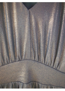 Rochie imprimata cu efect "metal lichid", cu maneci kimono si croi babydoll