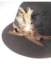 Palarie fedora din lana, accesorizata cu pene naturale