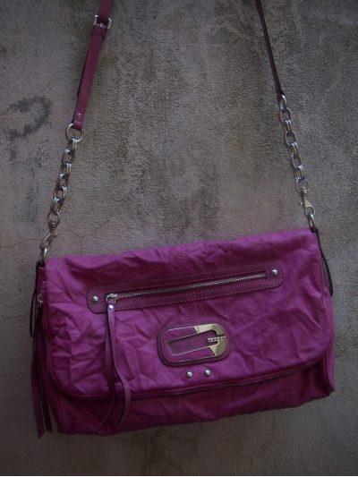 Geanta cross-body sau plic supradimensionat