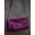 Geanta cross-body sau plic supradimensionat