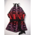 Top din matase imprimata neon, cu tiv din dantela 
