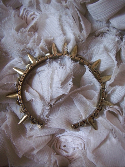 Bratara fixa cu tepi din metal masiv