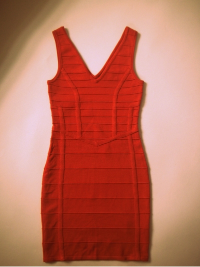 Rochie bodycon cu nervuri