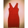 Rochie bodycon cu nervuri