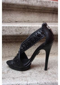 Clove - Criss Cross Studded Sandals