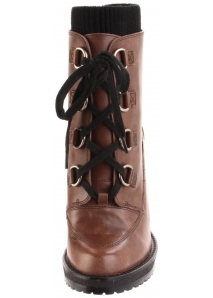 Botine cu soseta si elemente hiker