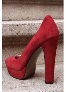 Pantofi pumps din piele intoarsa, cu bot rotund si platforma
