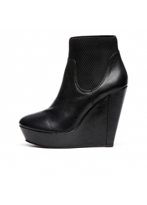 Botine din piele cu platforma supradimensionata