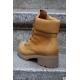 Bocanci din piele, cu accente hiker