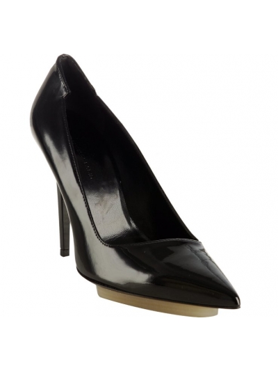 Pantofi pumps din piele lacuita, cu bot ascutit si toc stiletto, decupati asimetric